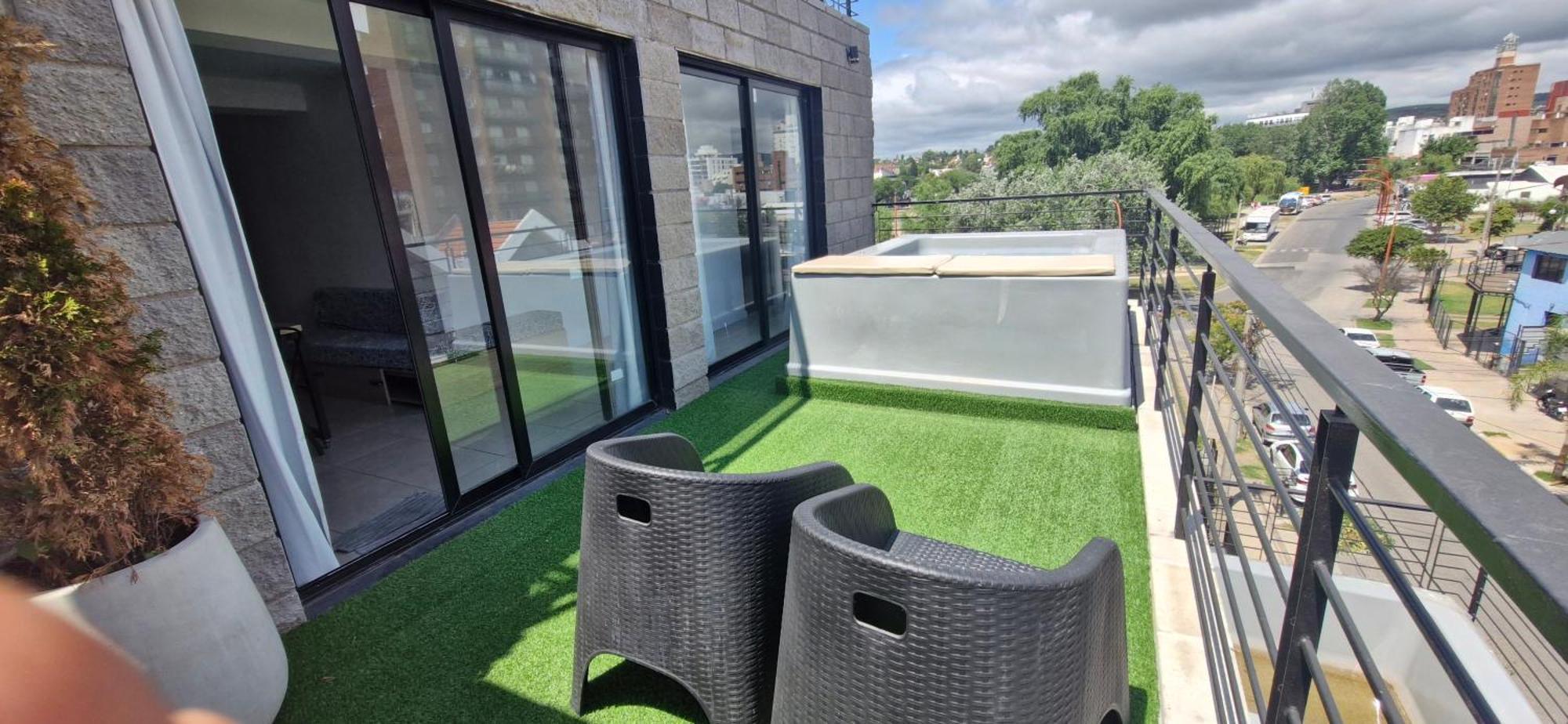 Apartamento Vivisierras, Piso 3 Frente Al Lago, Centro Carlos Paz, 2 Dormitorios, 2 Banos, Pileta Privada, Premium Villa Carlos Paz