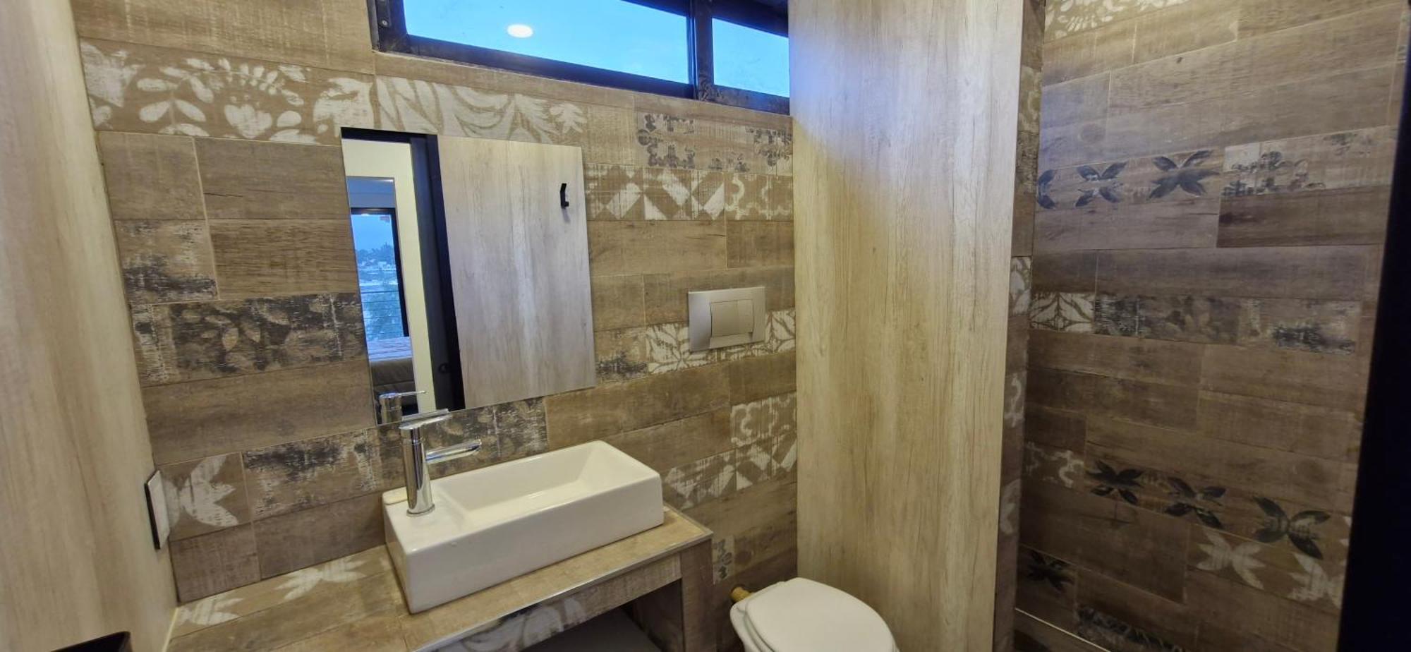 Apartment Vivisierras, Piso 3 Frente Al Lago, Centro Carlos Paz, 2 Dormitorios, 2 Banos, Pileta Privada, Premium