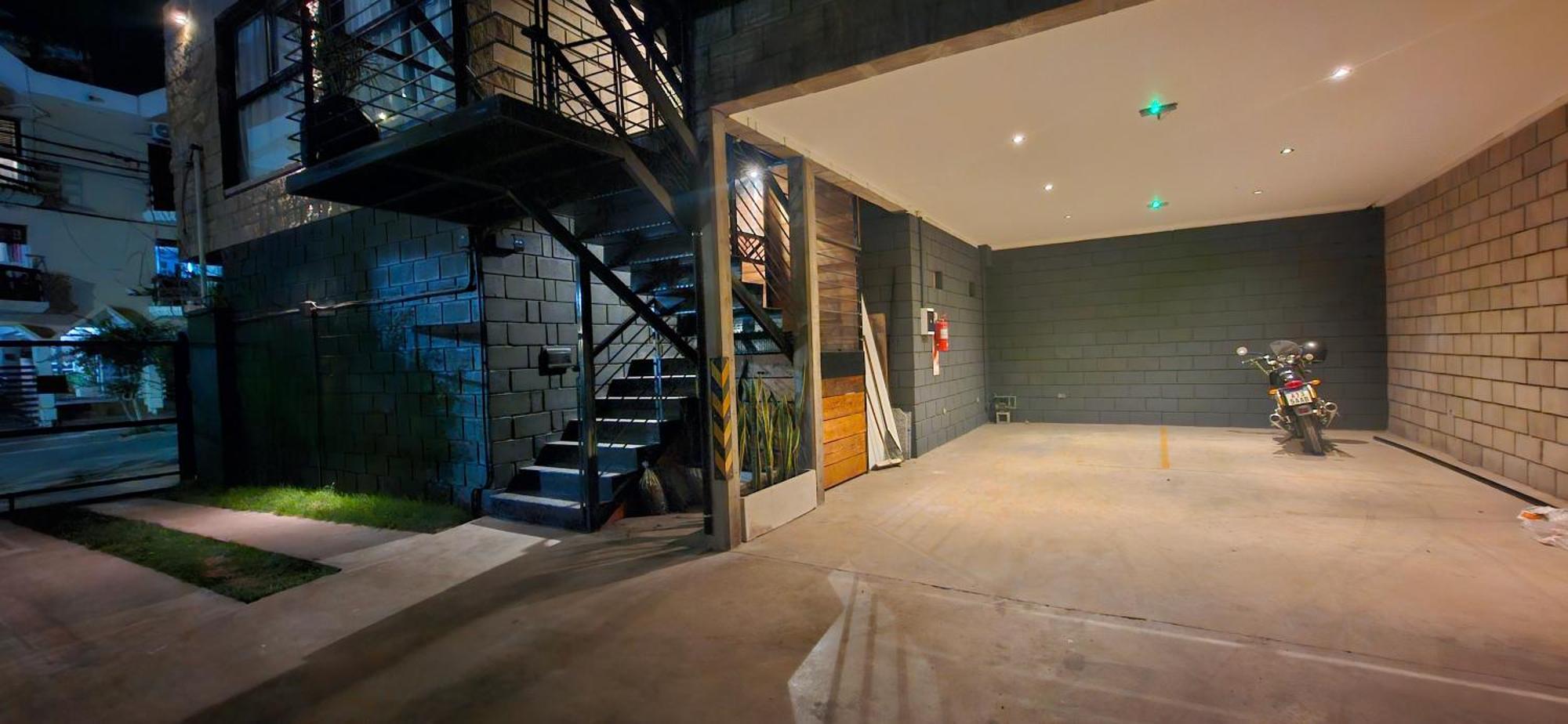 Apartment Vivisierras, Piso 3 Frente Al Lago, Centro Carlos Paz, 2 Dormitorios, 2 Banos, Pileta Privada, Premium